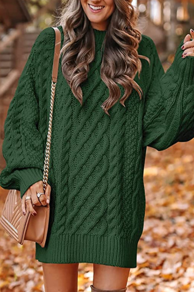 Emerald | Casual e Effortless winter Dress