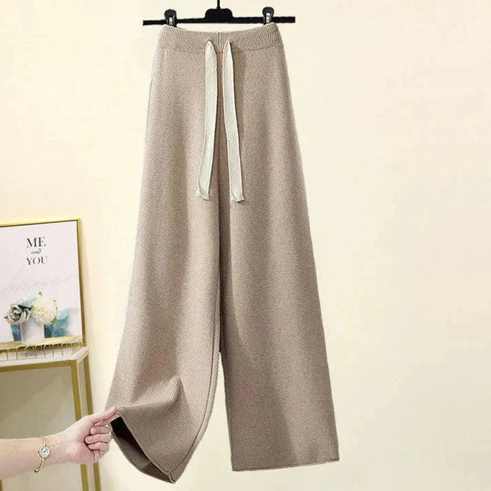 Aada® | Pantaloni generici semplici ed eleganti